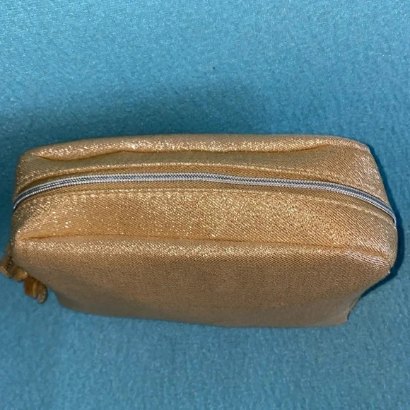 LANCÔME metallic gold makeup bag gold flower zipper pull tiny flaws NEW - Picture 5 of 9